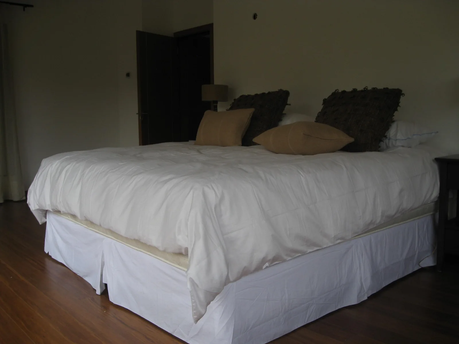 Casa moderna sobre el golf (hoyo 6) - Calle Huepil, Arelauquen — foto 25